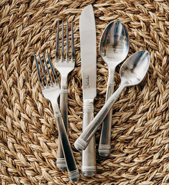 Le Panier Satin % pc Place Setting FWLP29/57