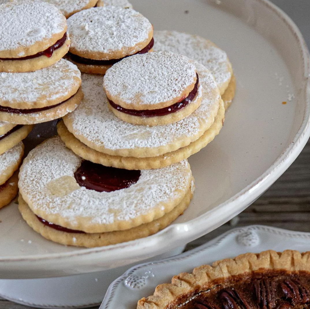 B&T 14" Cake Stand JA18X/W